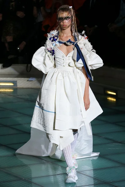 Look 68